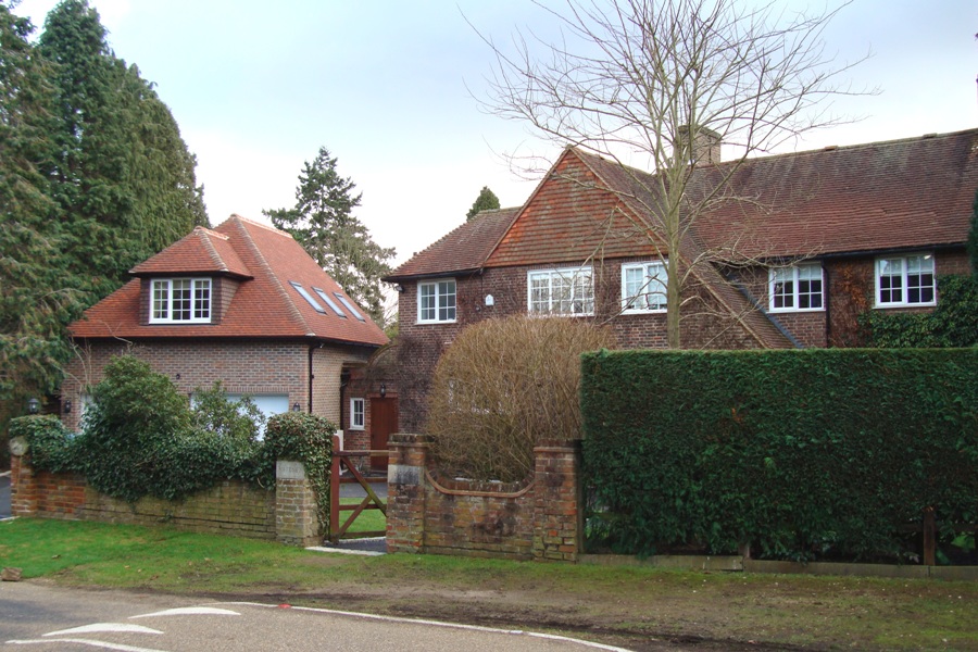 Ridgway, Pyrford, Surrey GU22 Malcolm Jenkins Associates RIBA